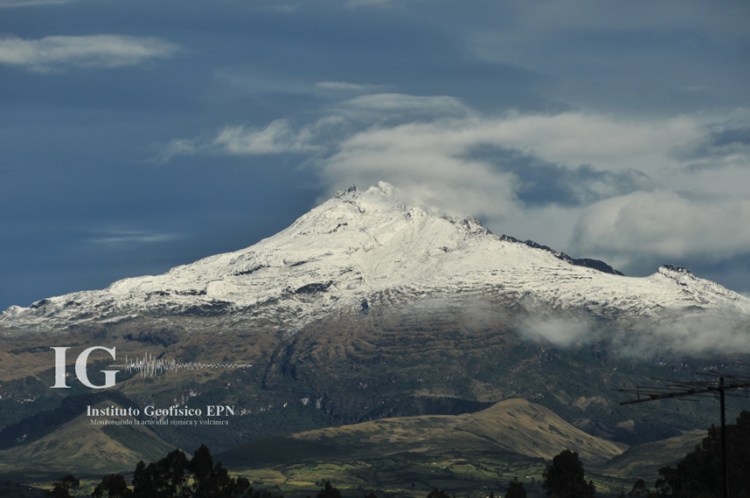 VOLCAN CHILES CARCHI.jpg